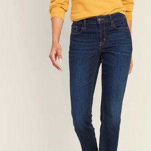 🆕 Old Navy Mid-rise Power Slim Straight Jean 16L